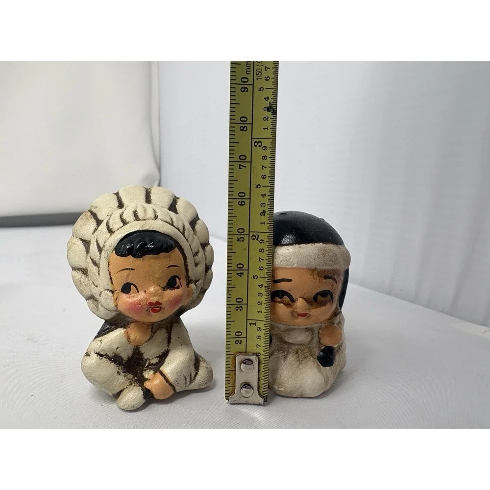 Vtg. Cute 1950's Native American Indian Children Salt & Pepper Shakers Ceramic